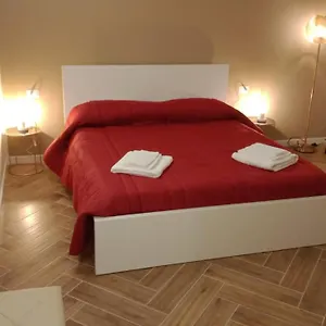 https://la-villetta.catania-hotels.net